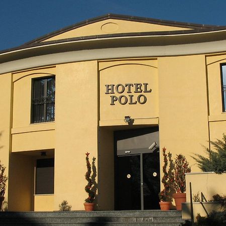 Polo Hotel Usmate Velate Exterior photo
